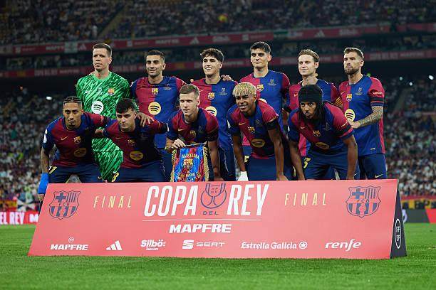 记者：海港抵达武里南，莱昂纳多、加布、李帅、刘若钒伤缺